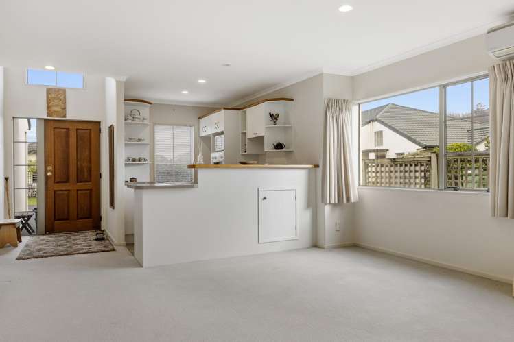 35 Lakeridge Close Rangatira Park_10