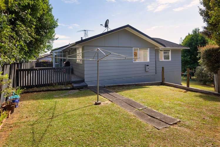 36 Lemnos Place Titirangi_16