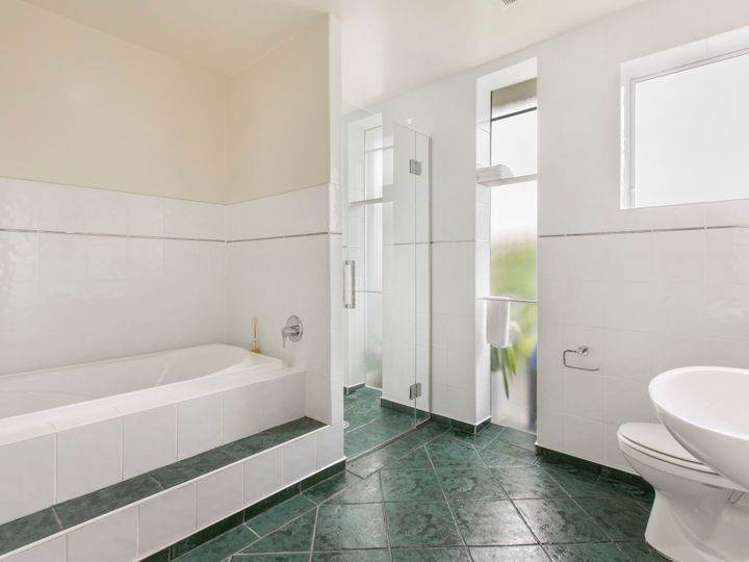 3 Oruamo Place Beach Haven_7