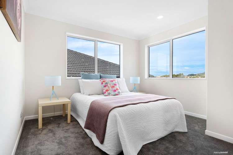 6 Bushfield Drive Flat Bush_13
