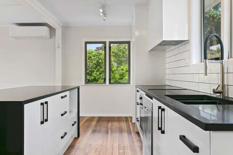 2/17 Matipo Street Taupo_3