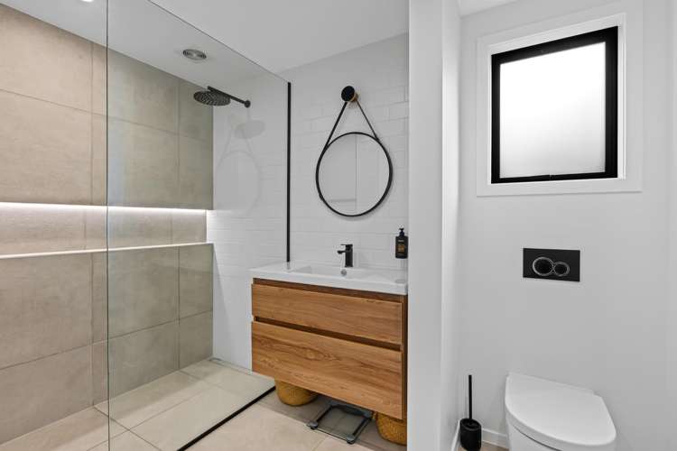 2/9 Tainui Street Torbay_17