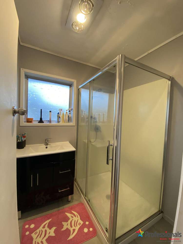 121 Mahia Road Wattle Downs_7