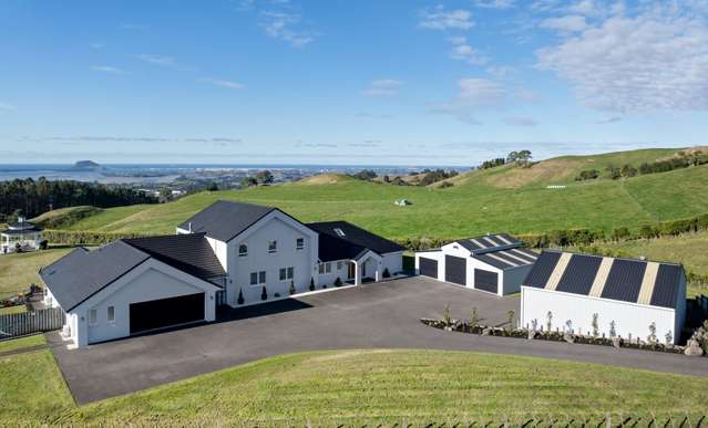 Majestic Views, Two Homes in One