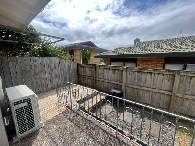 2/40 Bodi Place Te Atatu South_2
