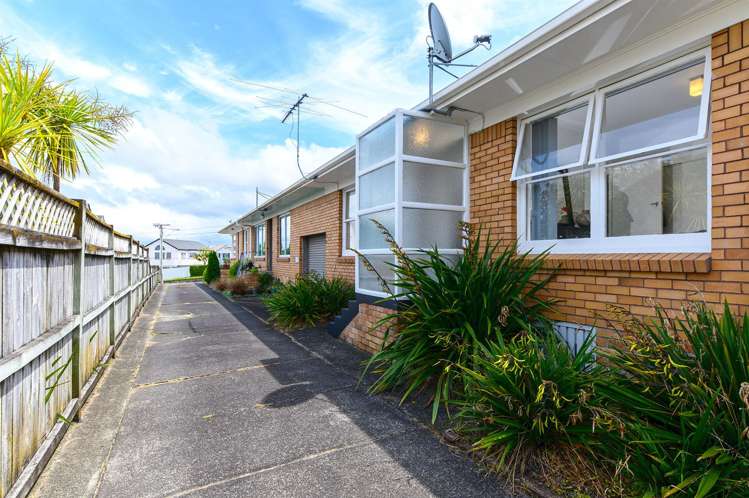 3/21 East Coast Road Milford_13