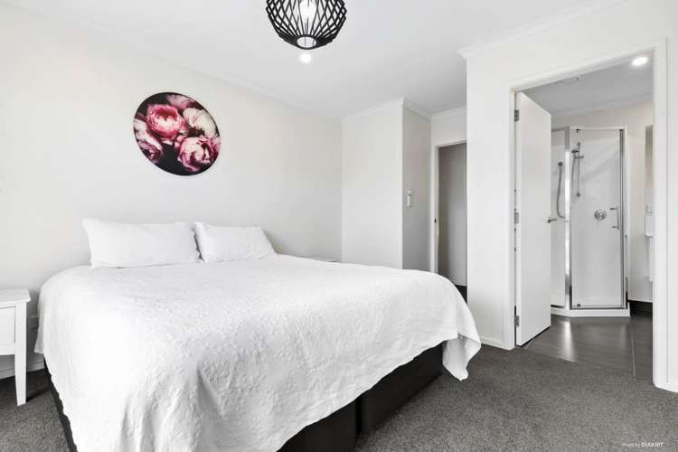 9 Patu Way Patumahoe_13