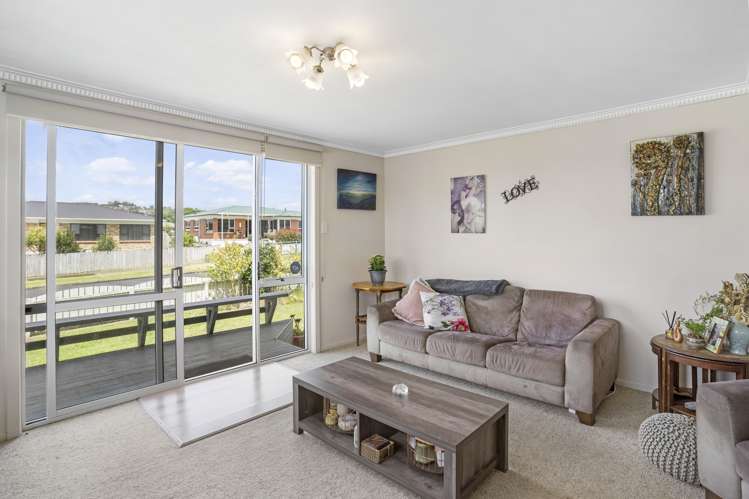 11 Russell Avenue Pukekohe_11