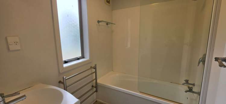  12 Rimutaka Street Paraparaumu_19