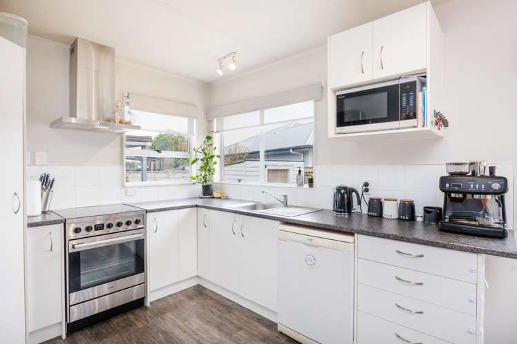 44 Pharazyn Street Feilding_6