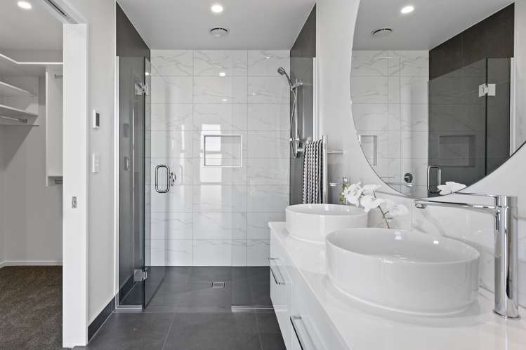 36 Florence Drive Lincoln_14