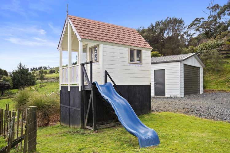 151 Chamberlain Road Bombay_16