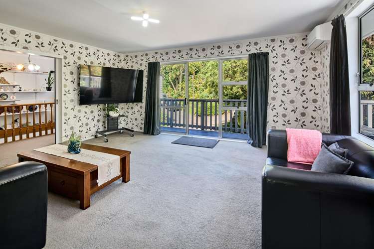 4 Rokewa Way Paparangi_10