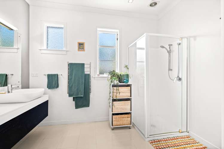 3a Lovatt Crescent Kensington_9