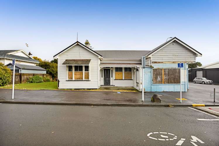 86 Lemon Street and 70, 72, 74 Eliot Street New Plymouth_1