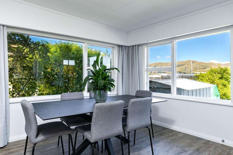 8 Newbourne Crescent Redwoodtown_9