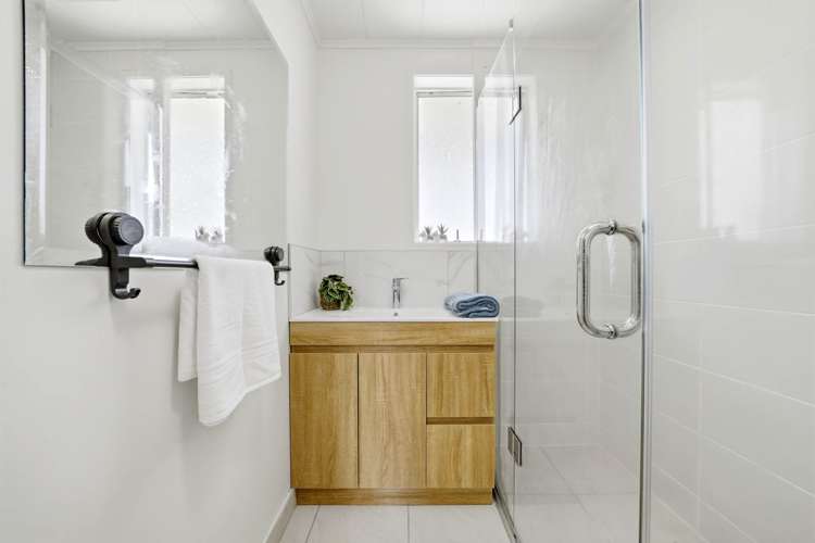 55 Peach Road Glenfield_13