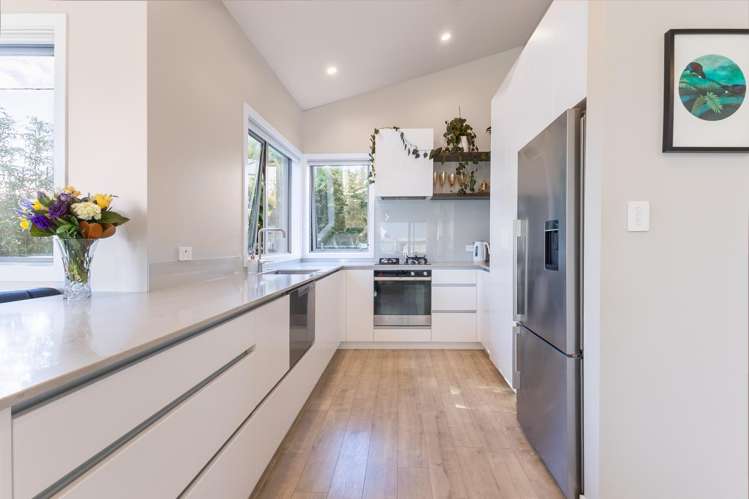 183 Rosetta Road Raumati Beach_2