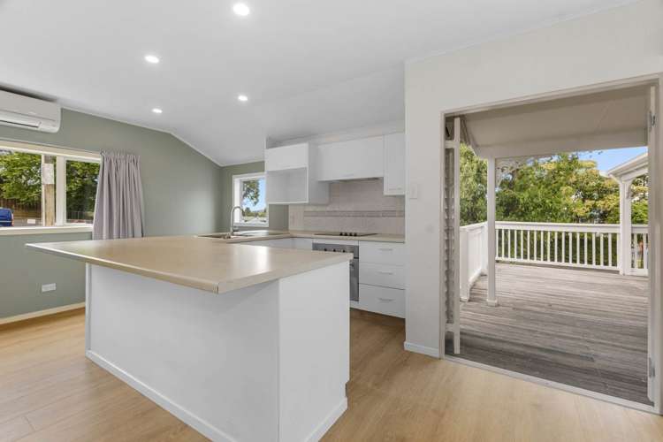 18 Wilkinson Avenue Kamo_2