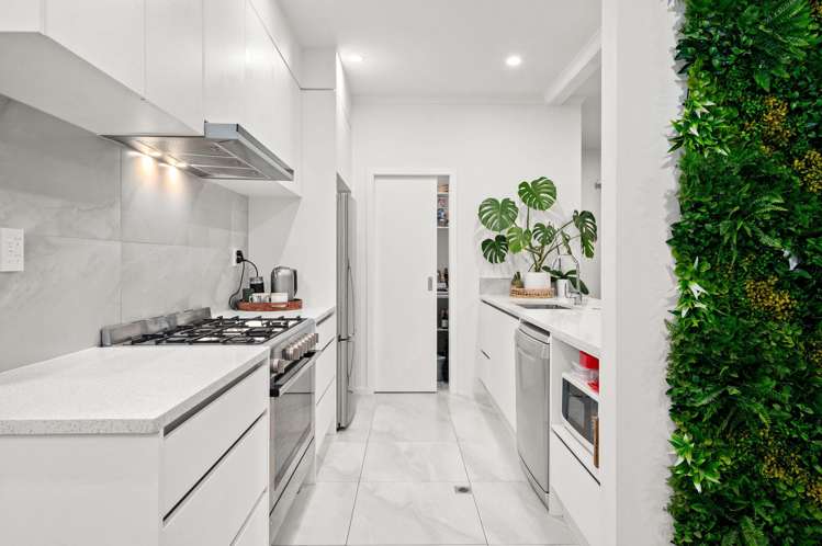 19 & 19A Annebrook Road_4
