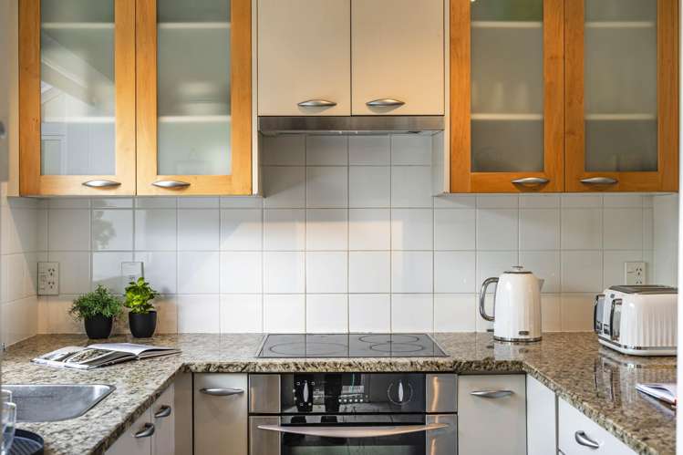 56a Bassett Road Remuera_14