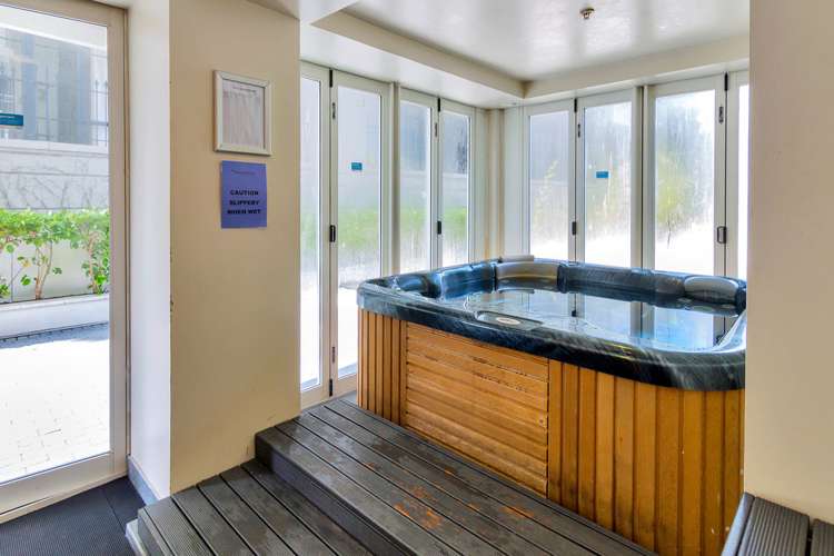 1514/10 Waterloo Quadrant Auckland Central_18