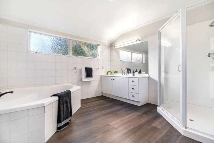 4 Longwood Place Harrowfield_12