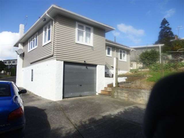 8 Queenstown Road Hillsborough_1