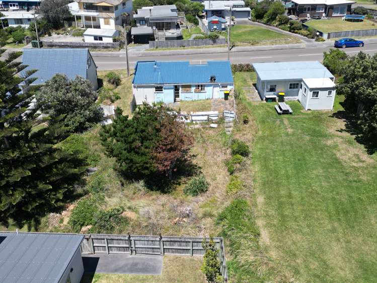 7 Ocean Beach Street Foxton Beach_16