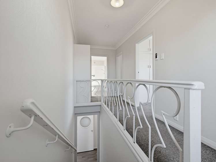 12A Phillip Street Victoria_13