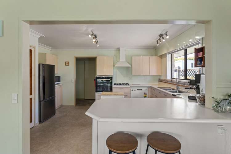 2/8 Tamatea Road Taupo_5