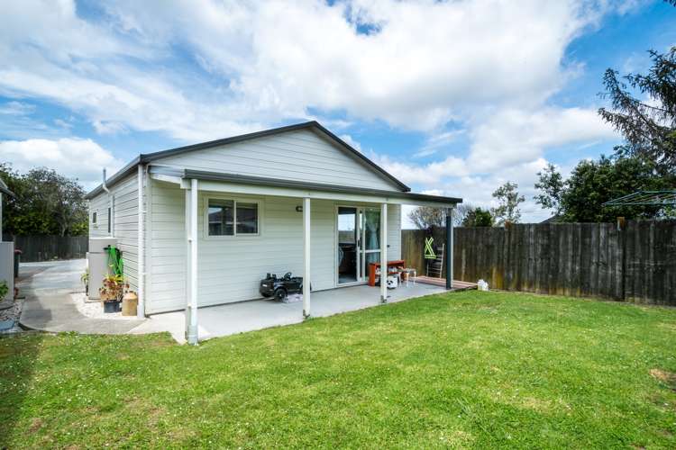 56 Makora Road Massey_4
