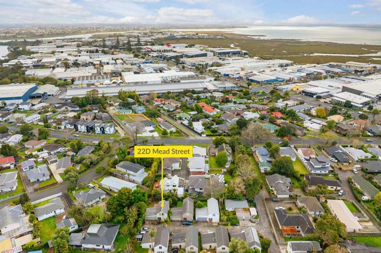 22d Mead Street Avondale_17