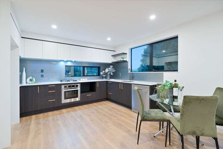 1-3/34 Lincoln Park Avenue Massey_8