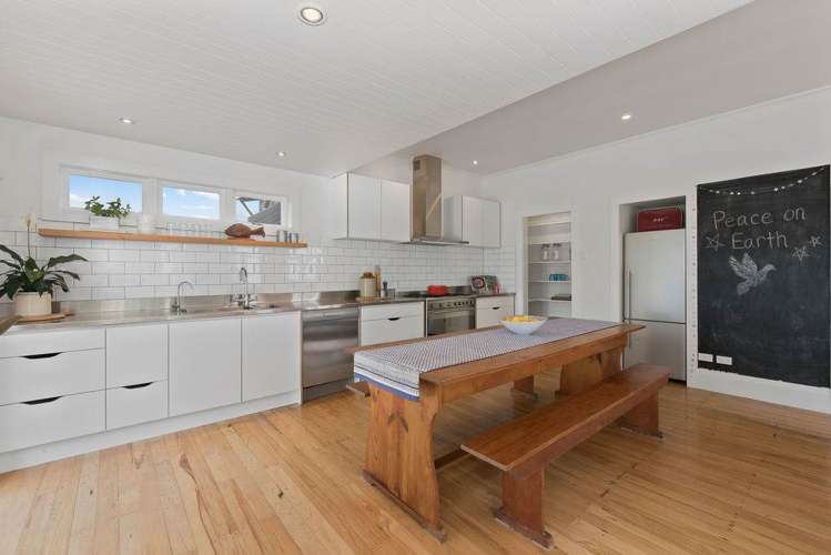 5 Niccol Avenue Narrow Neck_34