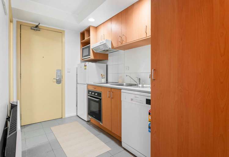 2C/2 Eden Crescent Auckland Central_4