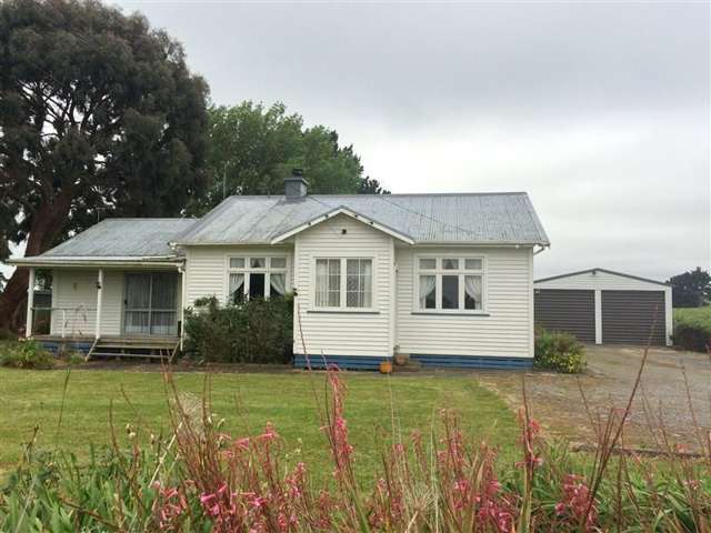 484 Halcombe Road Feilding_1