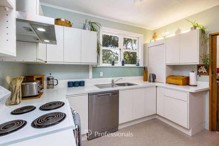 58 Heretaunga Square Silverstream_6