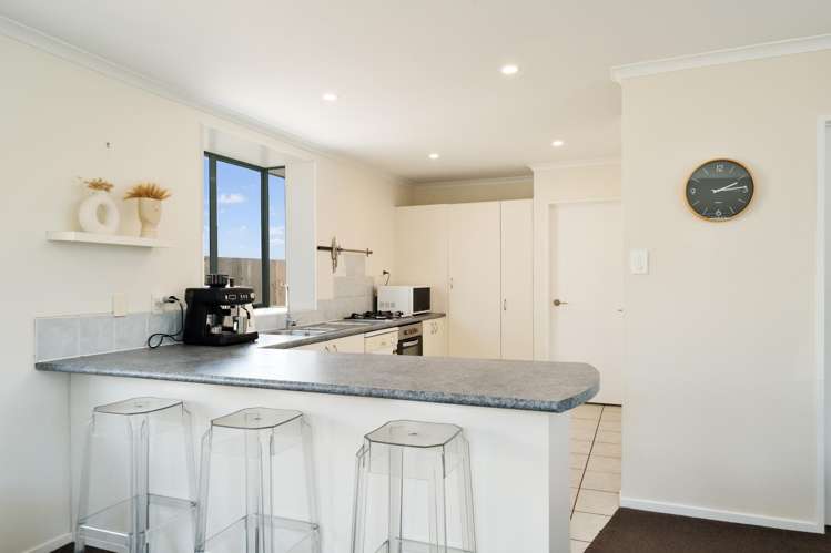 33 Woodford Avenue Henderson_28