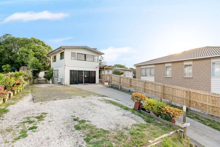 62b Verbena Road Birkdale_1