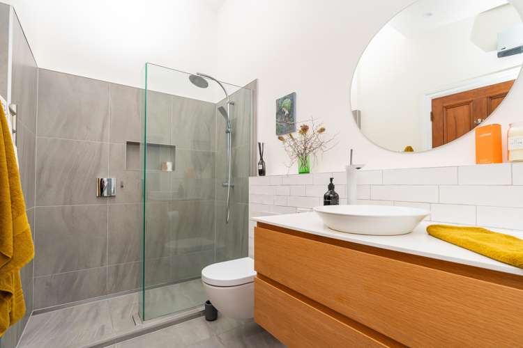 87 Tiber Street Island Bay_28