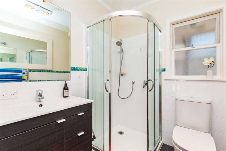 1/96 East Coast Road Forrest Hill_12