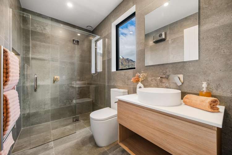 4 Taurus Lane Jacks Point_22