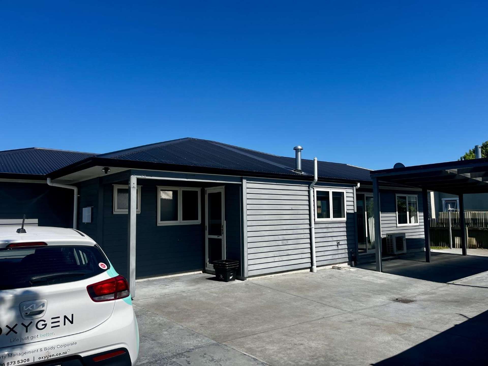 1013b Beatty Street 10490_0