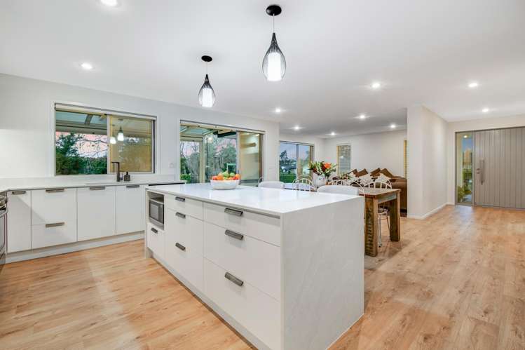 2 Pitsaw Lane Silverdale_5