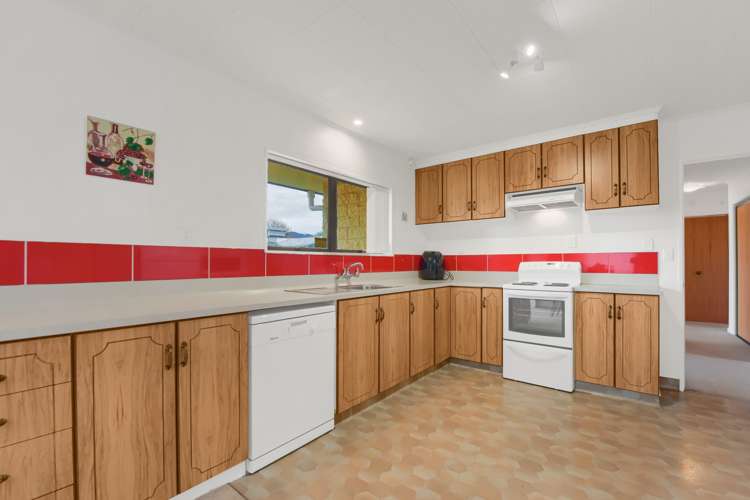 65 Neale Avenue Stoke_4