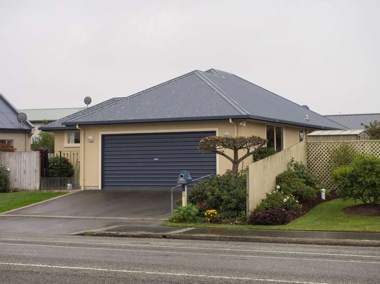 155 Pages Road Marchwiel_24