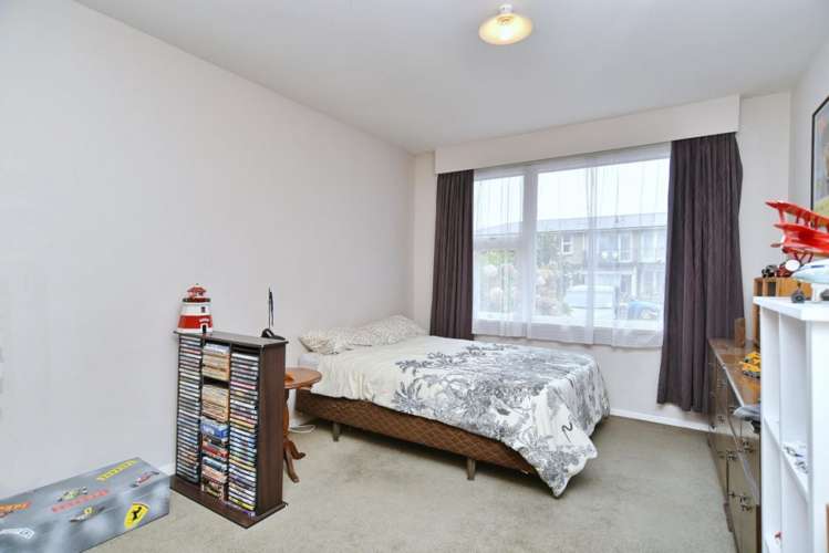 8 Packe Street Edgeware_8