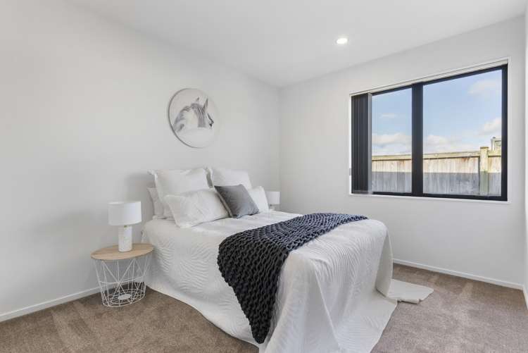 9 Soaring Bird Drive Takanini_13