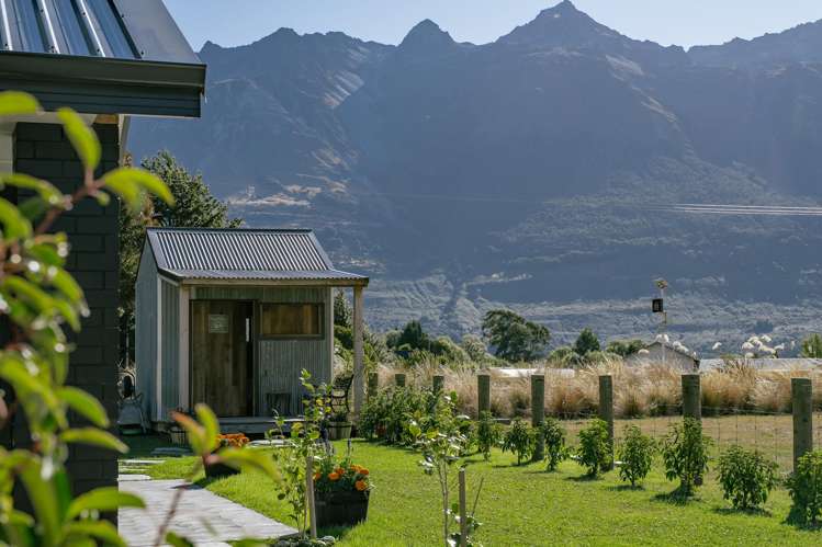 6 Shiel Street Glenorchy_26